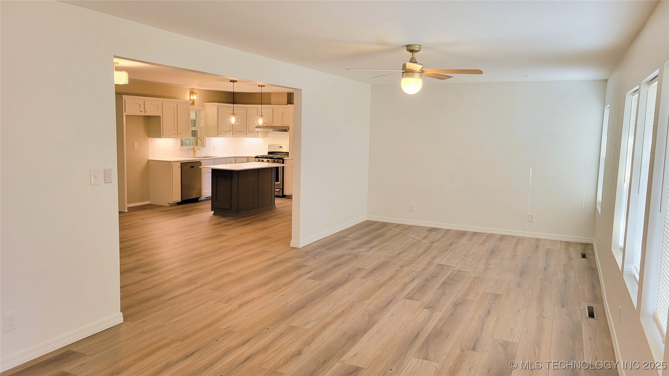 1811 S Broadway Boulevard Property Photo 4