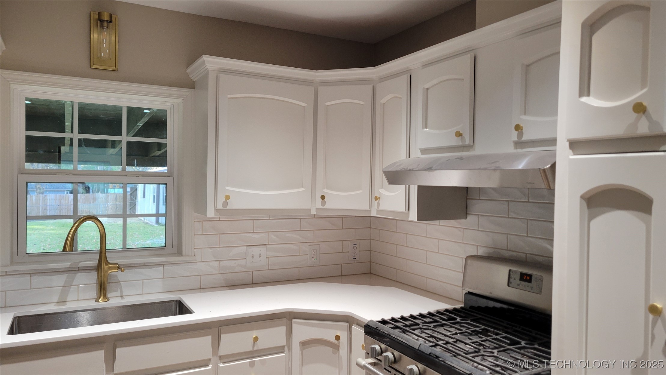 1811 S Broadway Boulevard Property Photo 8