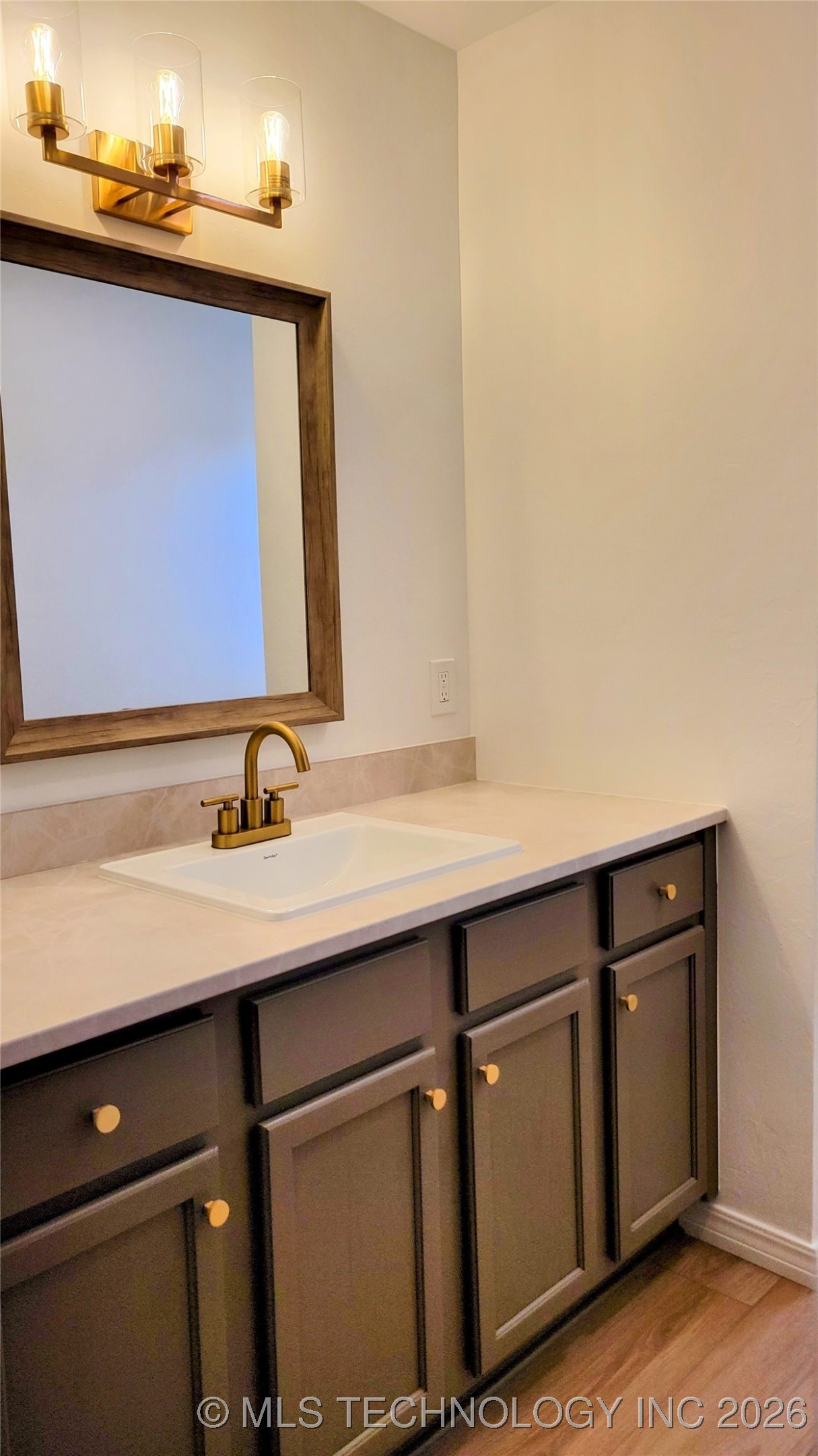 1811 S Broadway Boulevard Property Photo 17