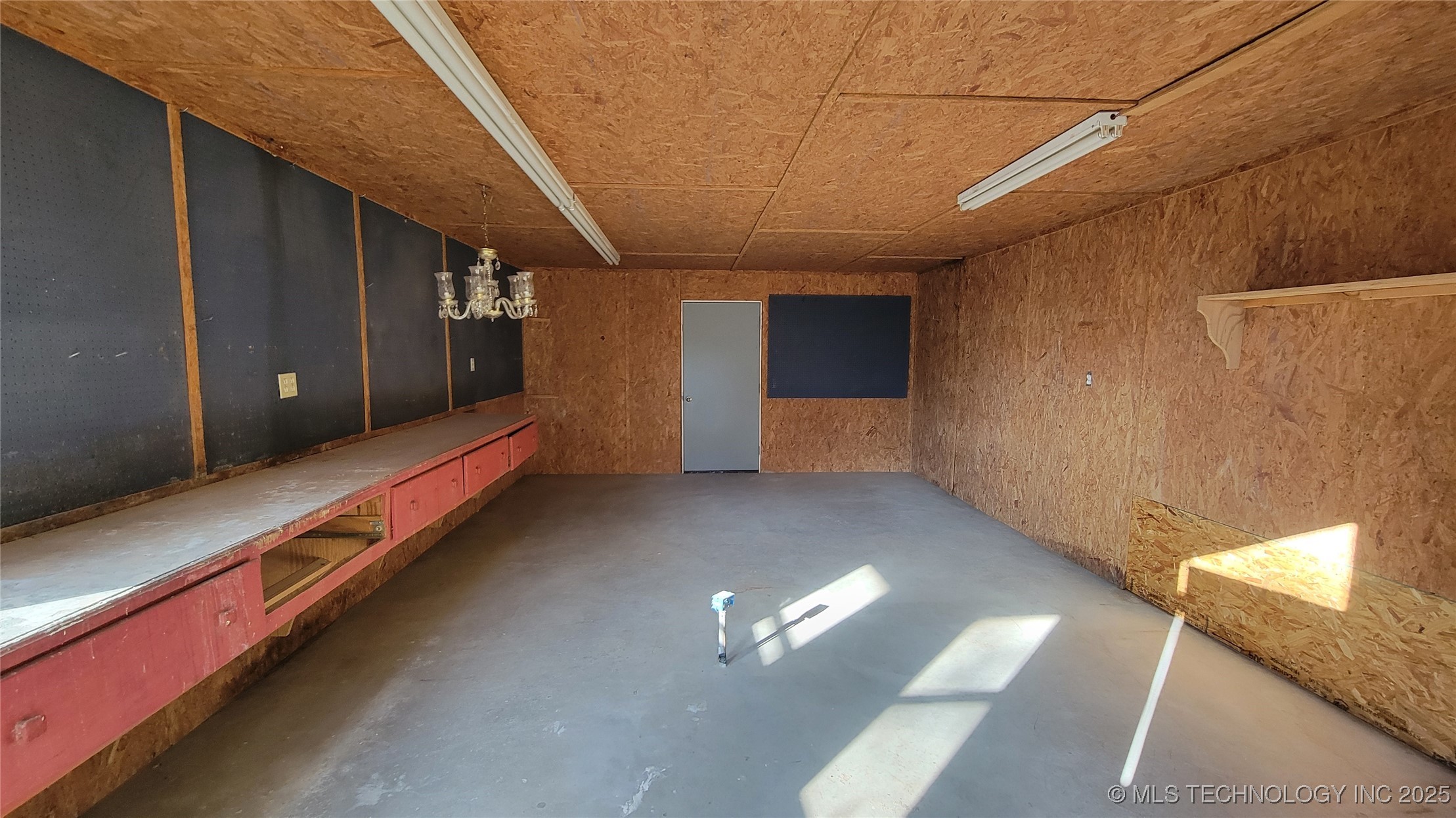 1811 S Broadway Boulevard Property Photo 37