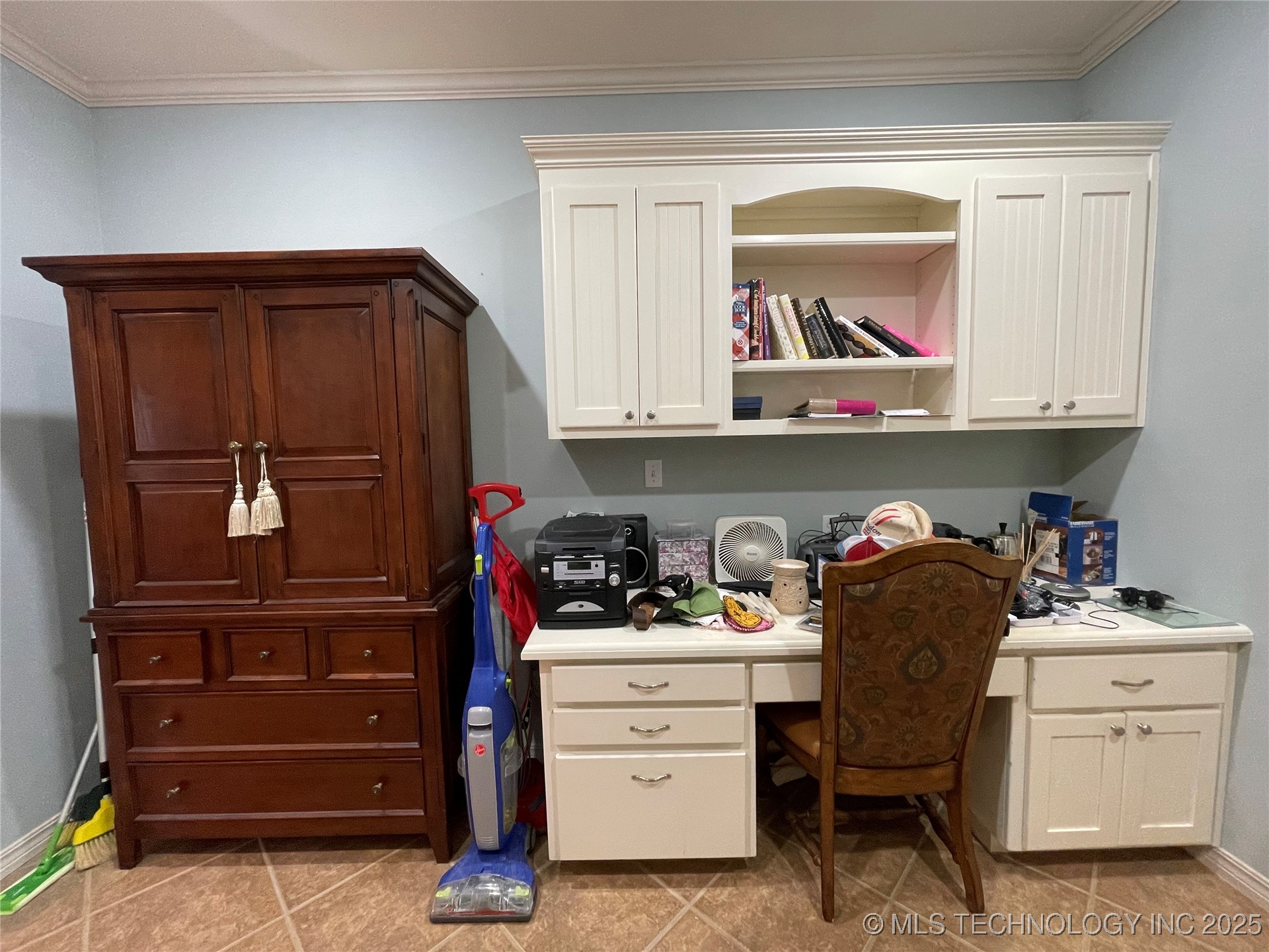 4225 Greentree Way 17a Property Photo 13