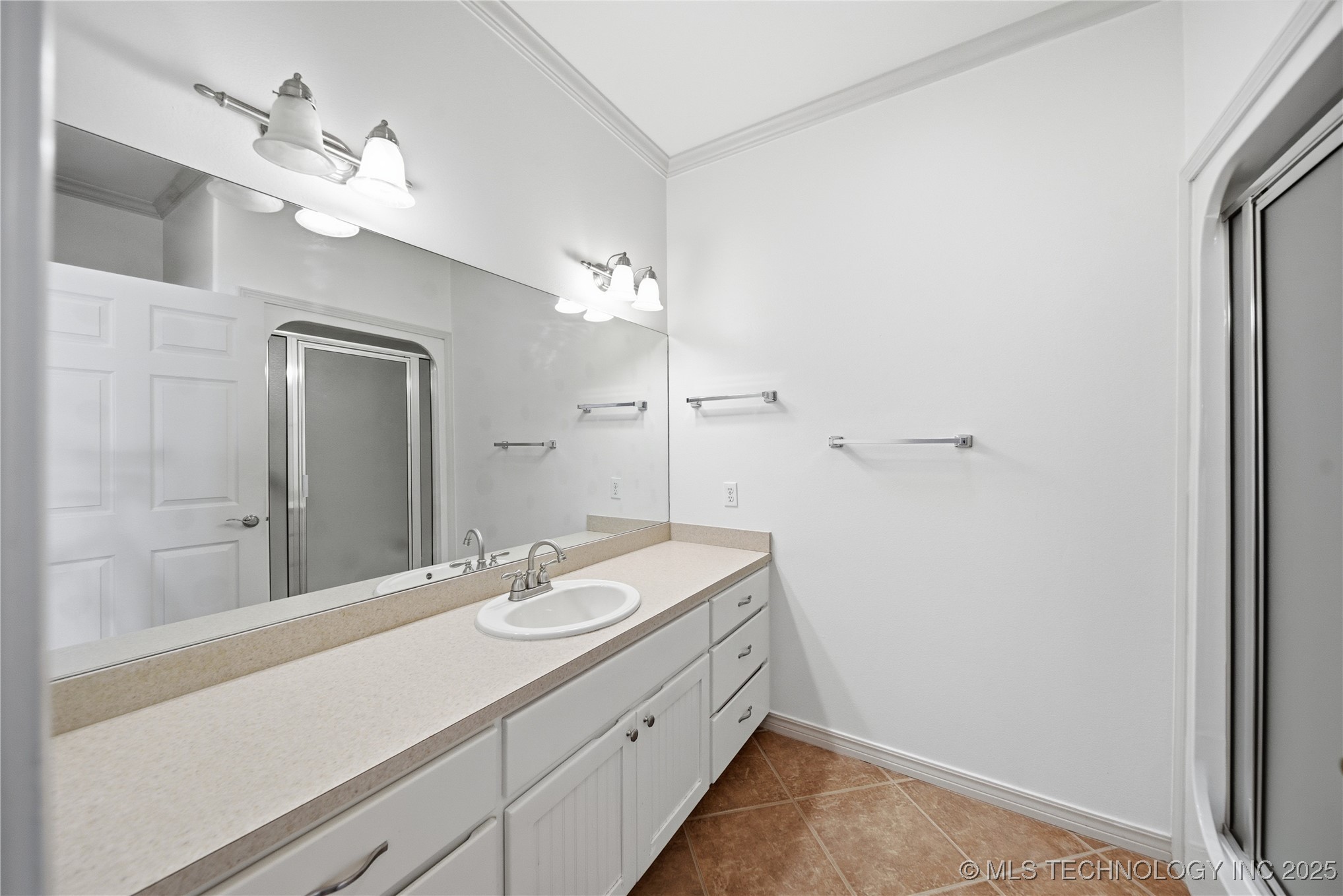 4225 Greentree Way 17a Property Photo 21