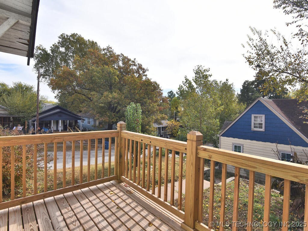 730 S Phoenix Avenue Property Photo 29