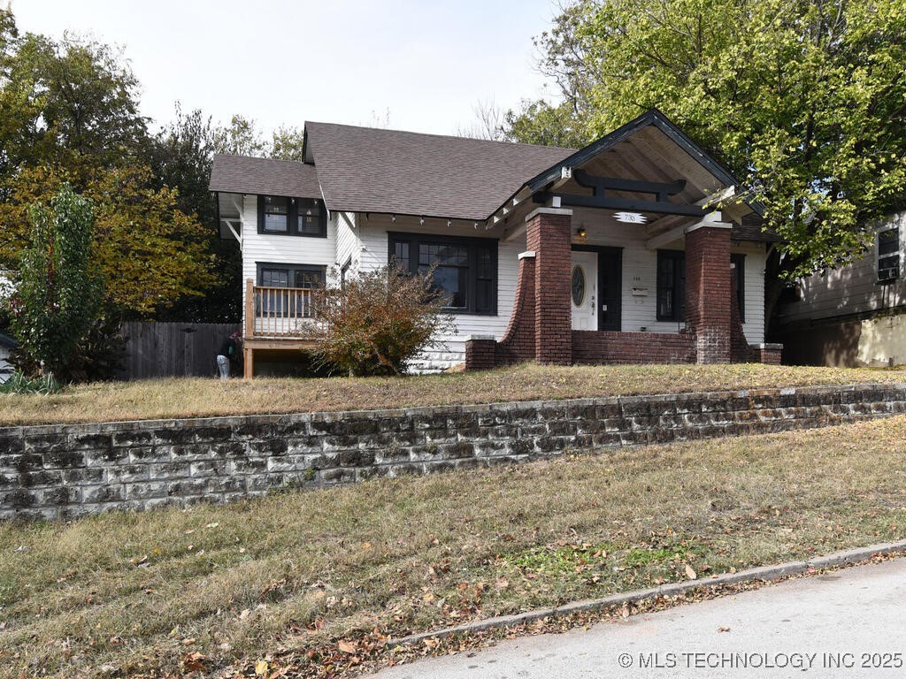 730 S Phoenix Avenue Property Photo 36