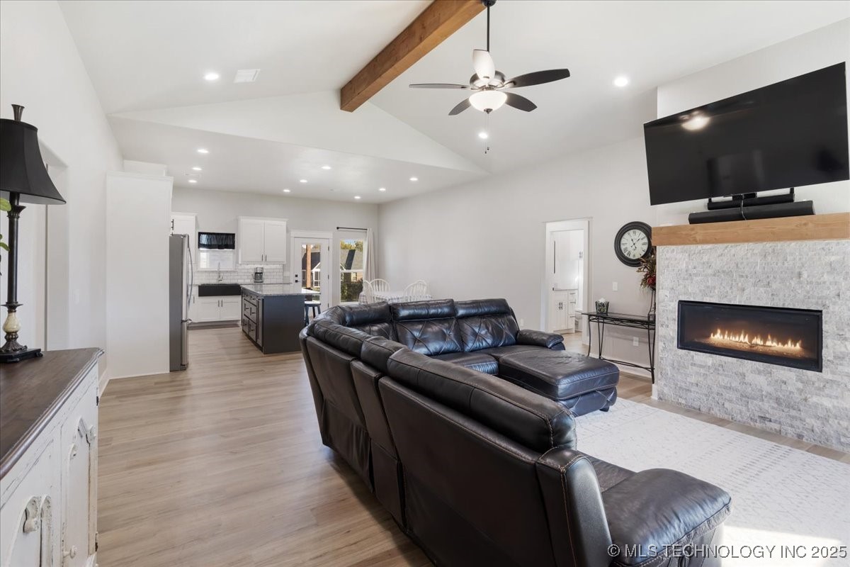 2 Wilderness N Property Photo 9