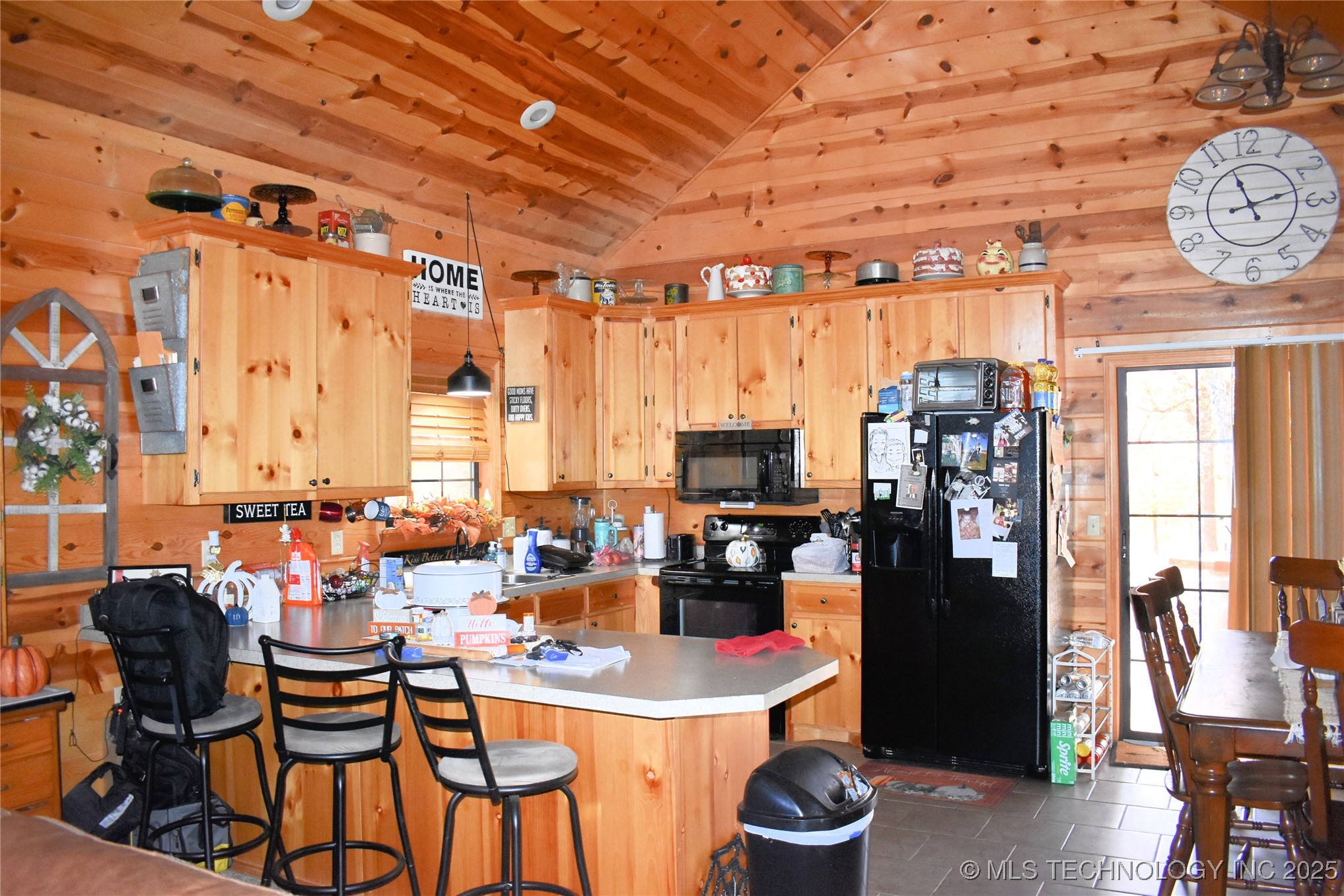 17 Lakeside Ridge Property Photo 6