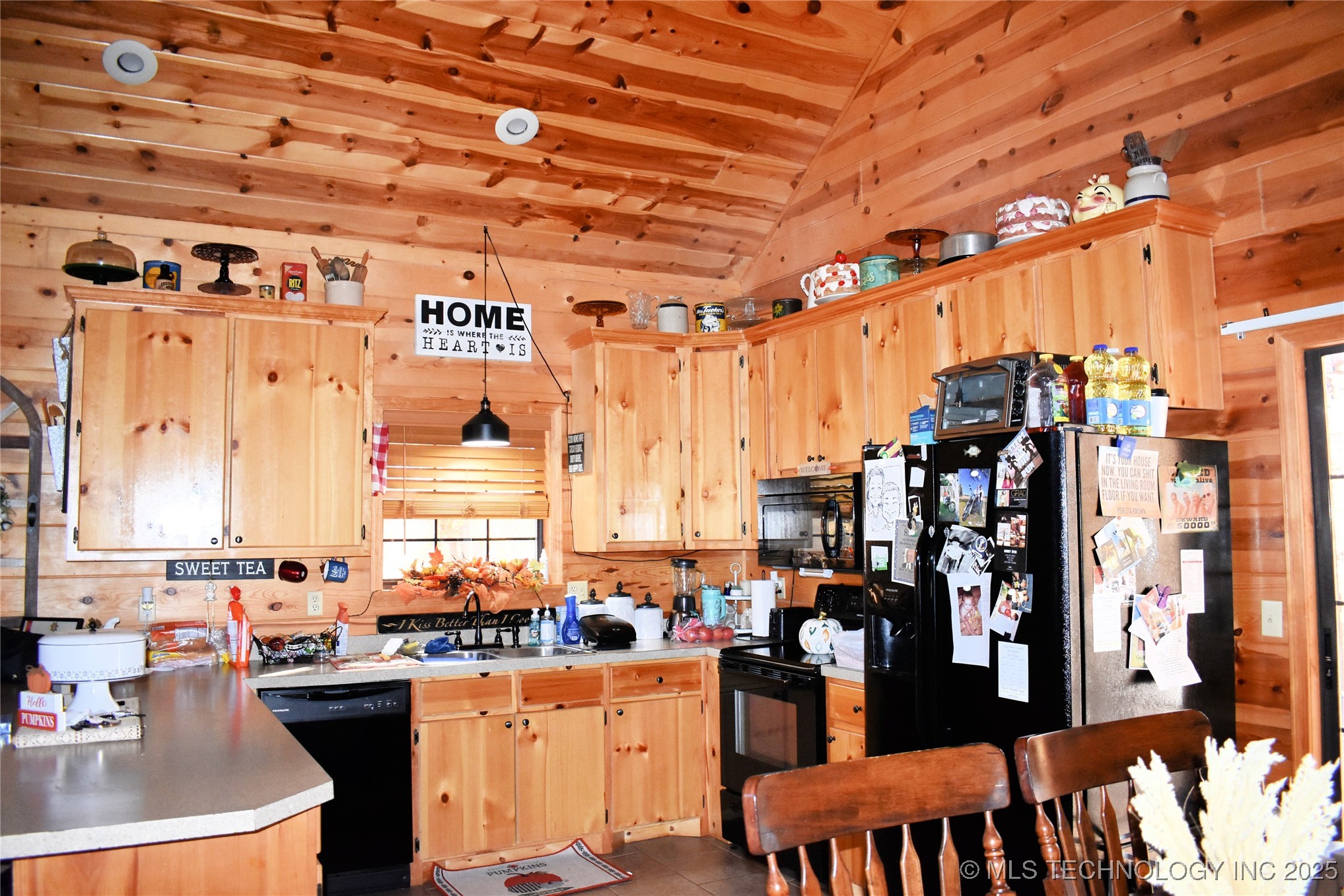 17 Lakeside Ridge Property Photo 7