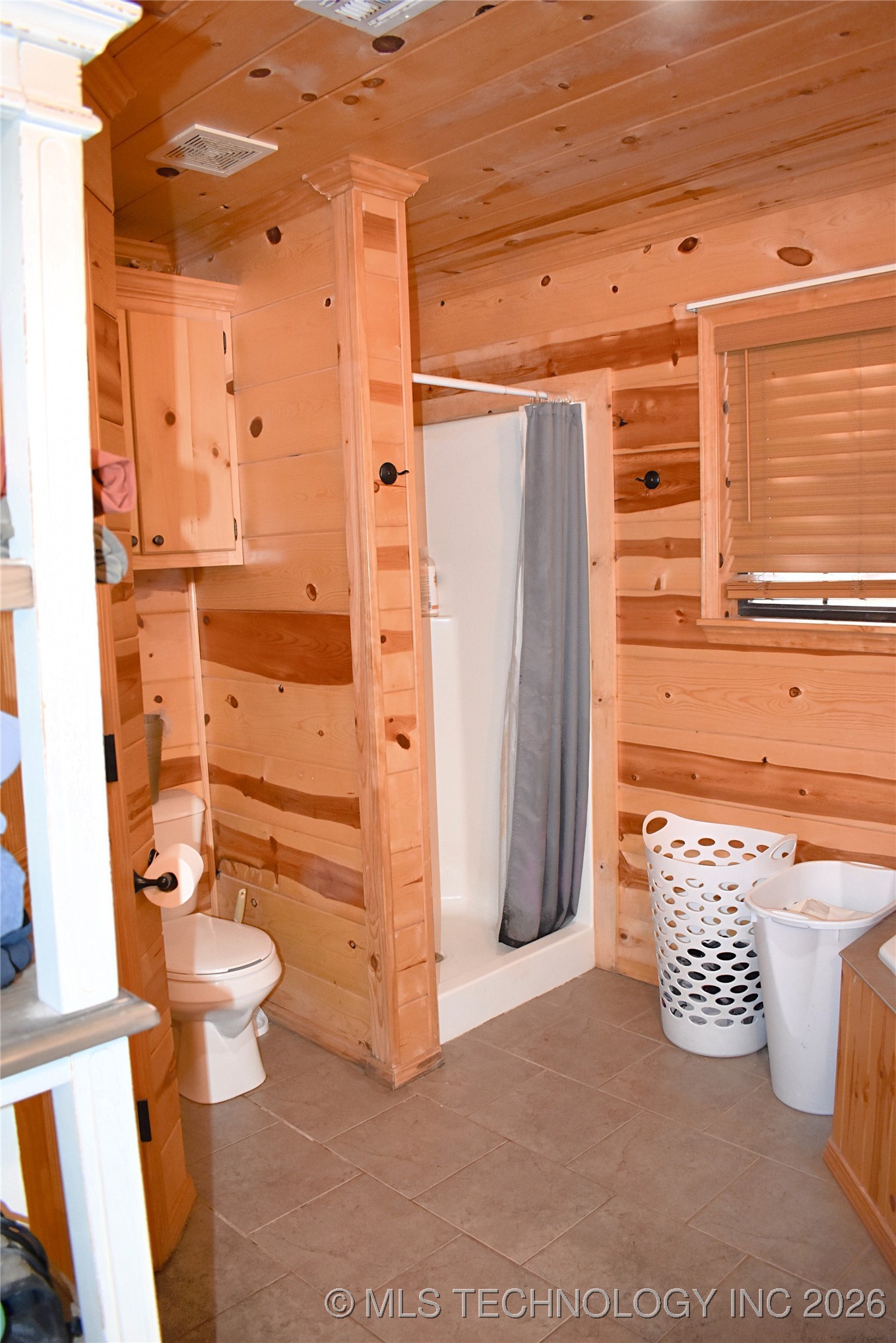 17 Lakeside Ridge Property Photo 12