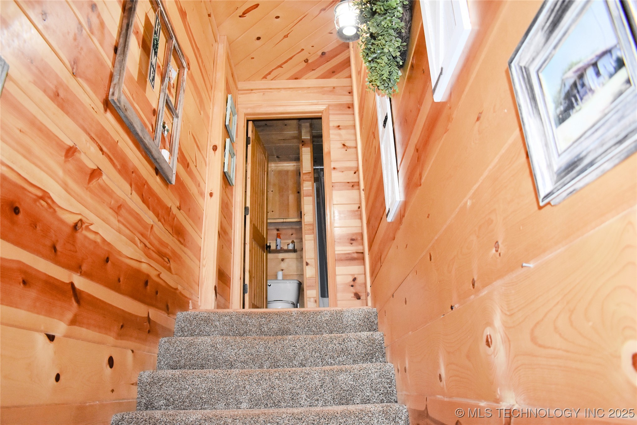 17 Lakeside Ridge Property Photo 18