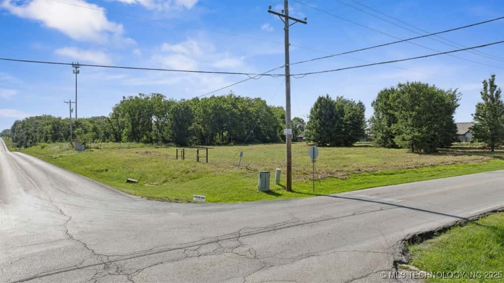 141st Avenue Se Property Photo 6