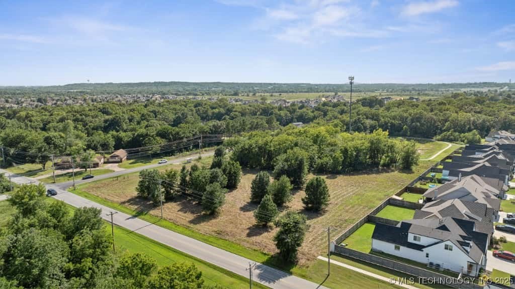 141st Avenue Se Property Photo 13