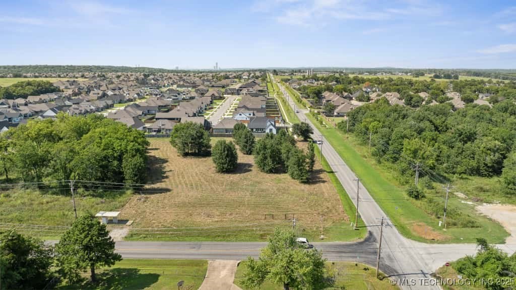 141st Avenue Se Property Photo 14