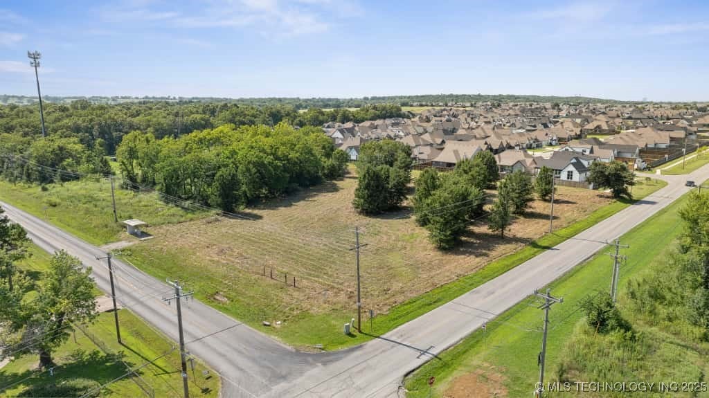 141st Avenue Se Property Photo 15