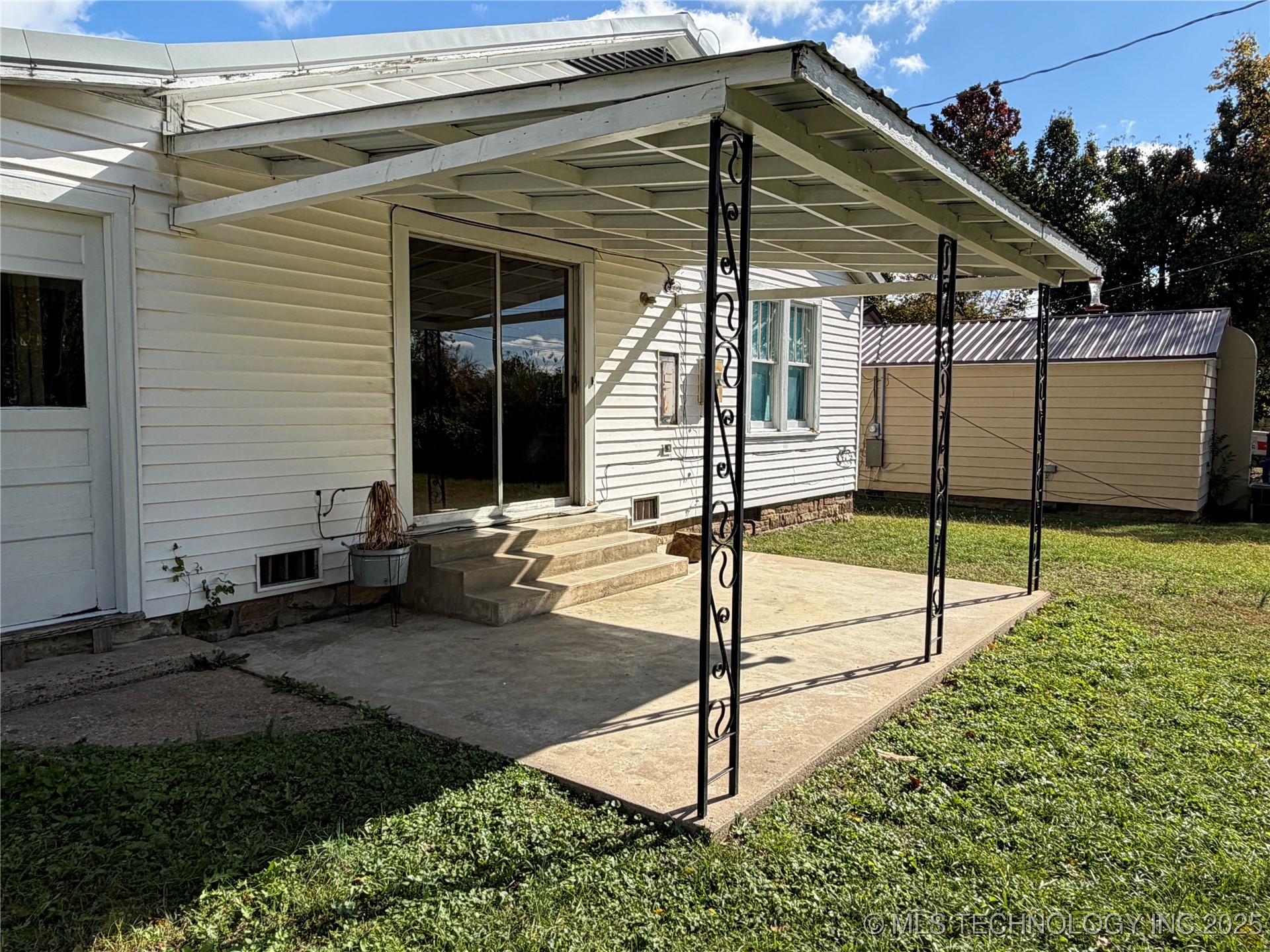 611 Sw 9th Property Photo 5