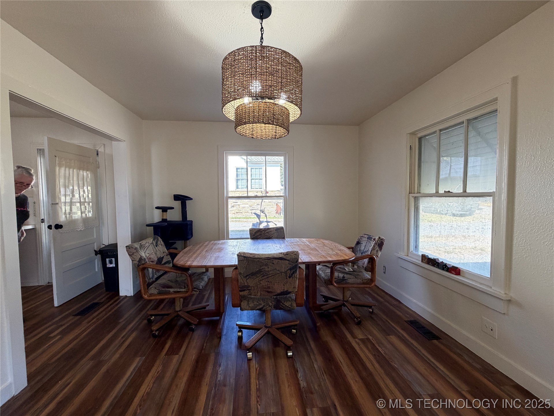611 Sw 9th Property Photo 8