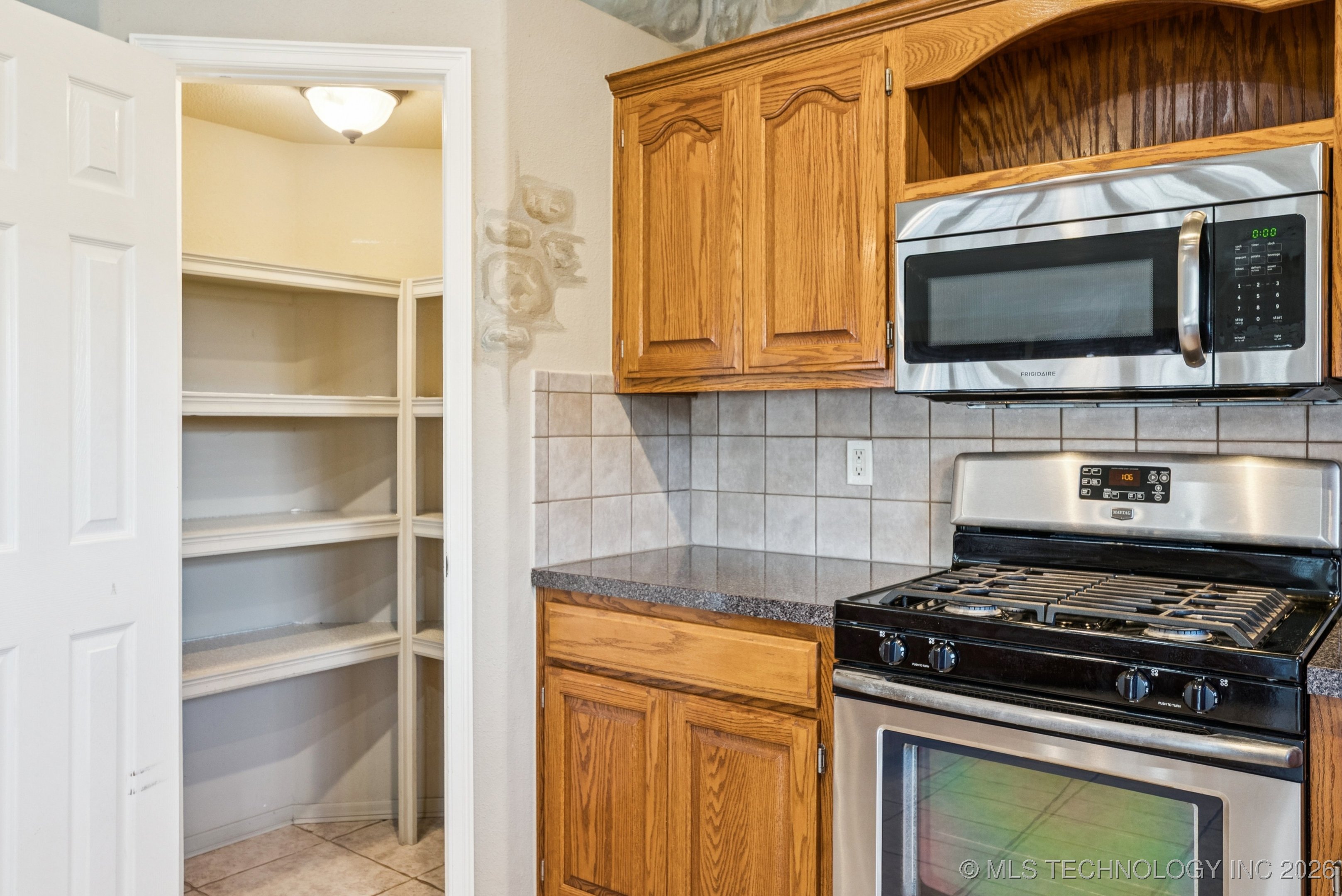 3309 N Gum Place Property Photo 18