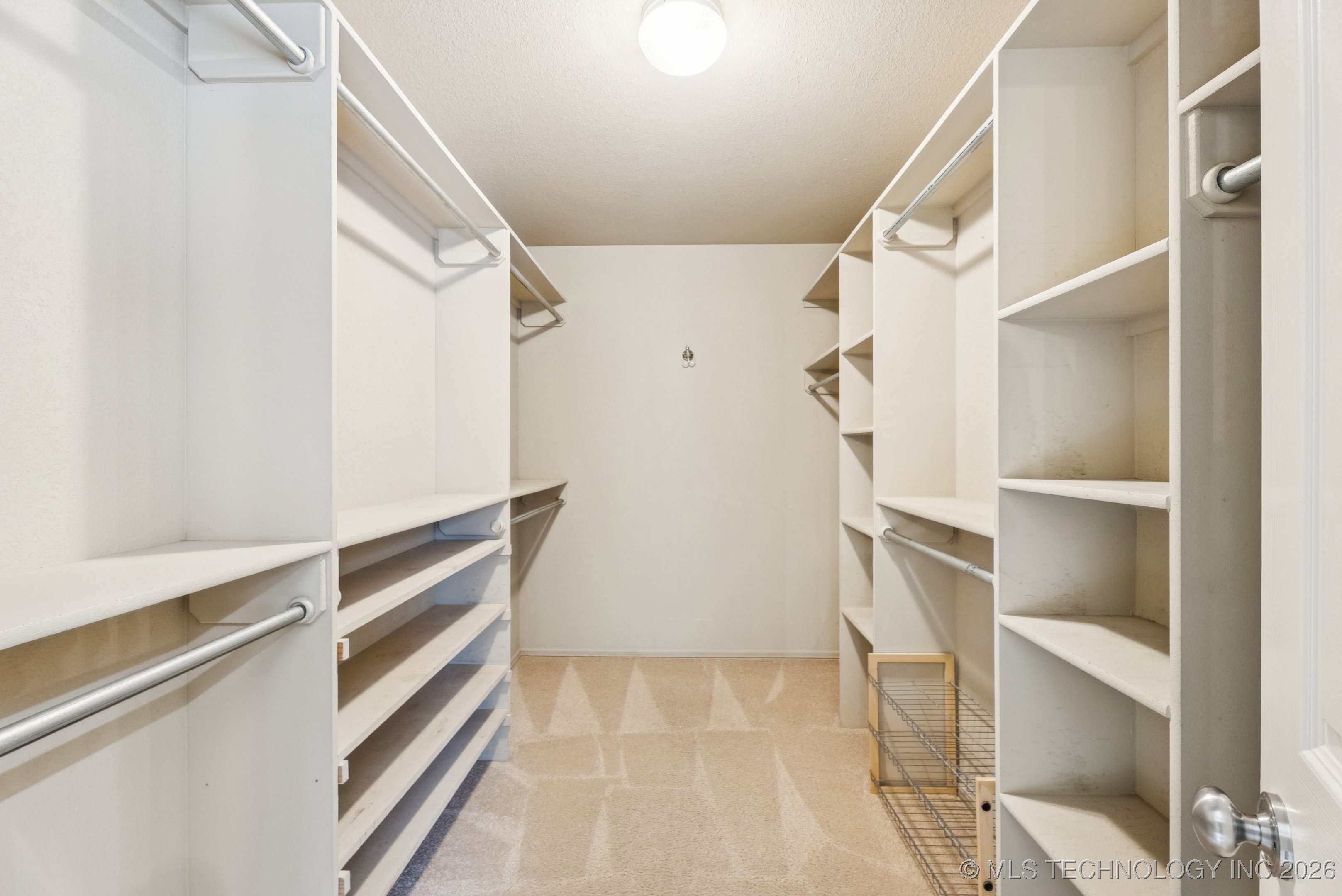 3309 N Gum Place Property Photo 24