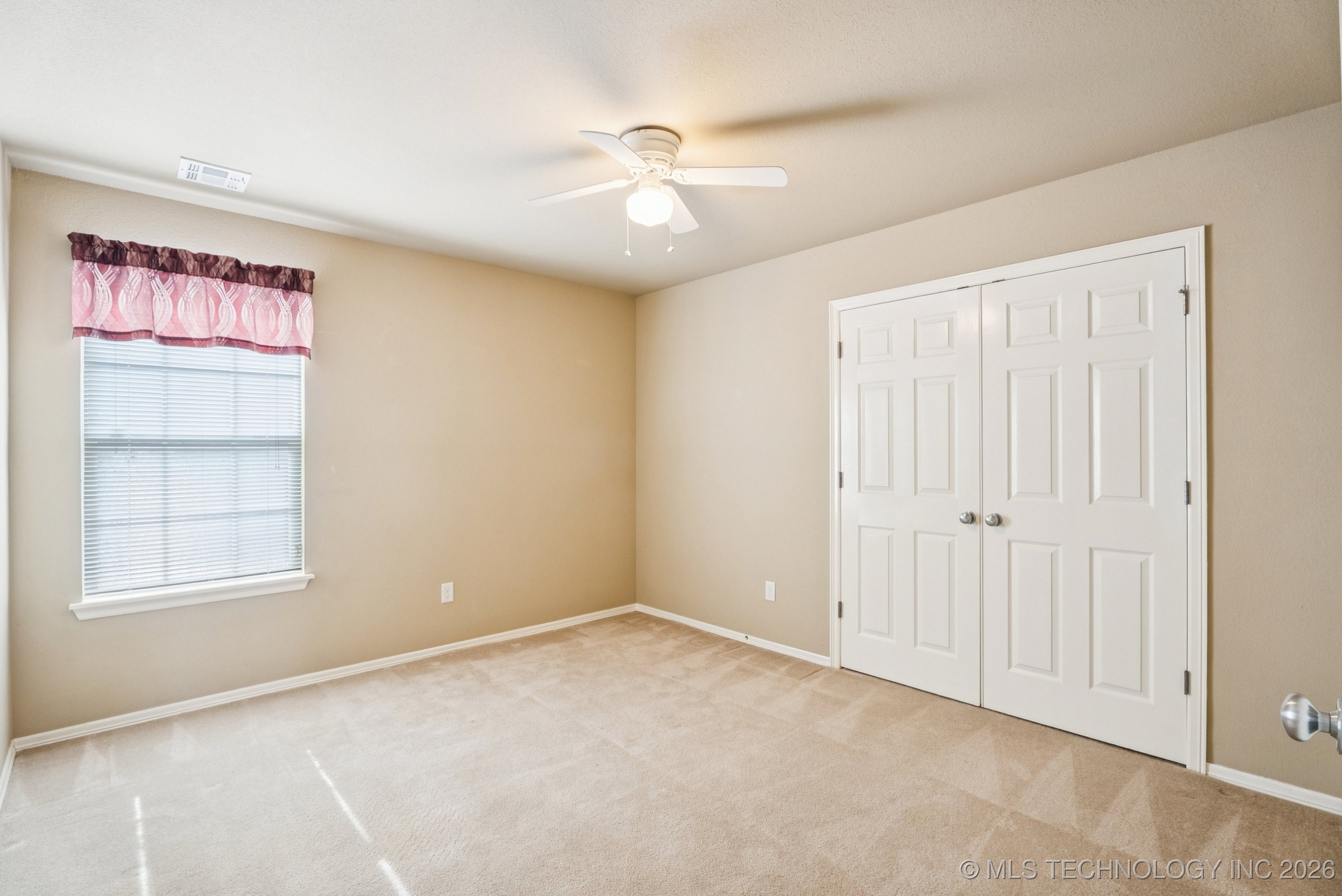 3309 N Gum Place Property Photo 26