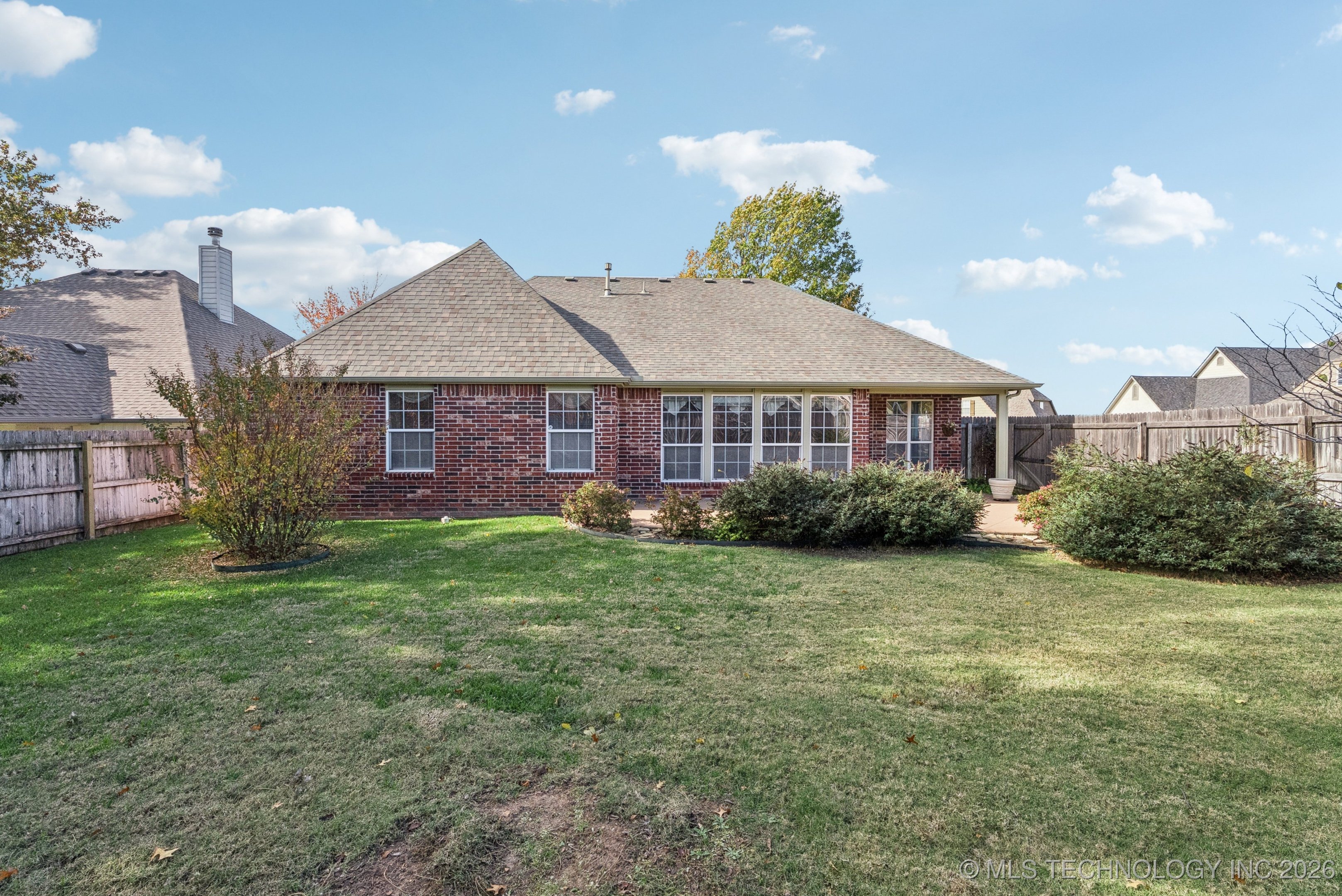 3309 N Gum Place Property Photo 30