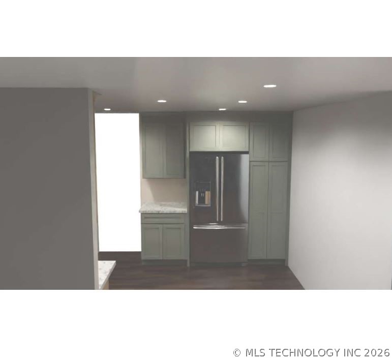 3525 S Urbana Avenue Property Photo 6