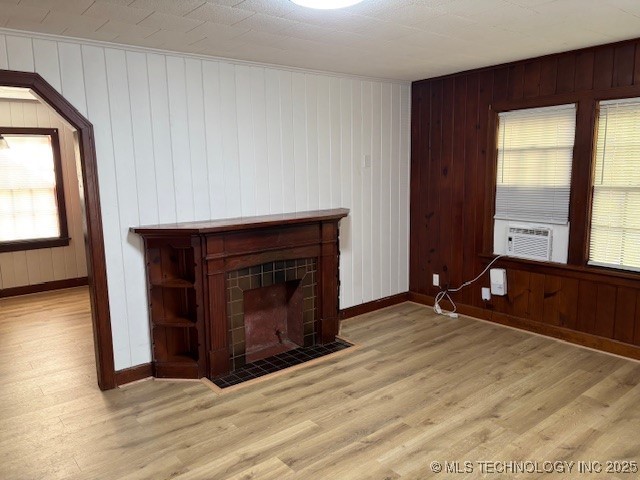 621 Kankakee Street Property Photo 6