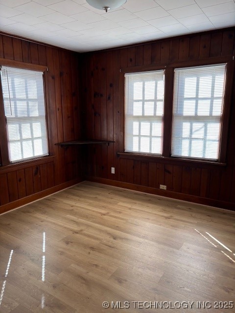 621 Kankakee Street Property Photo 16