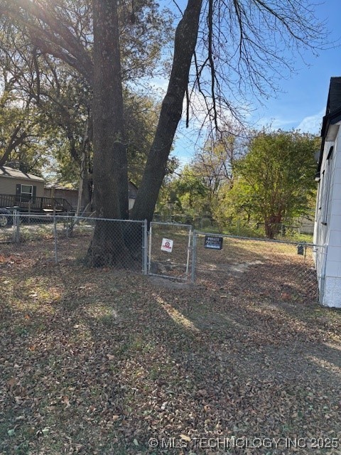 621 Kankakee Street Property Photo 30