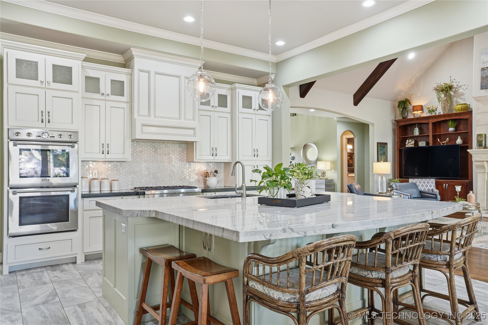 1113 W 108th Place S Property Photo 12