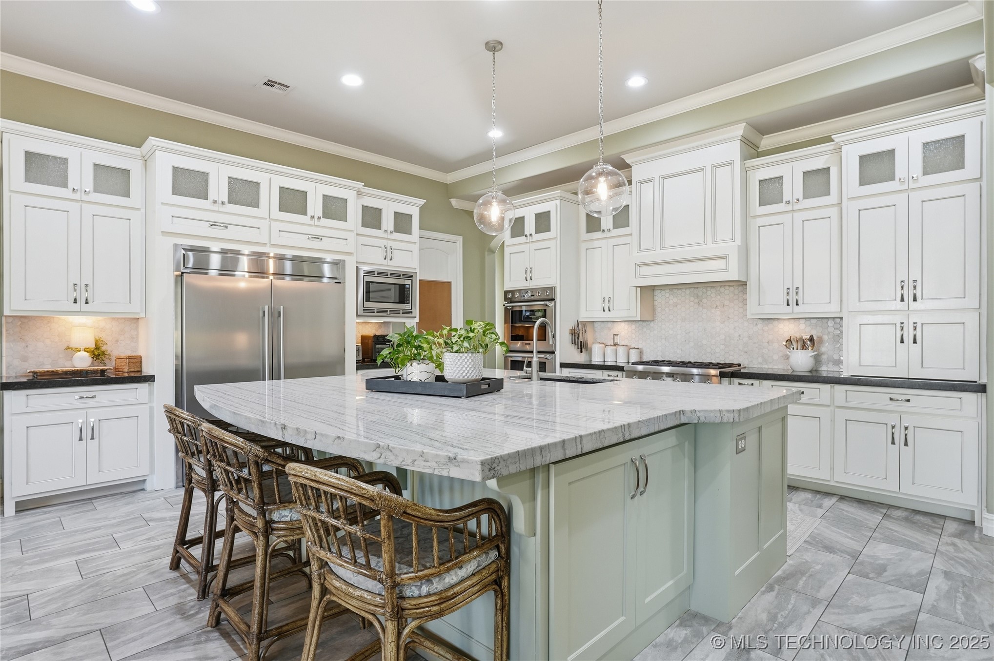 1113 W 108th Place S Property Photo 14