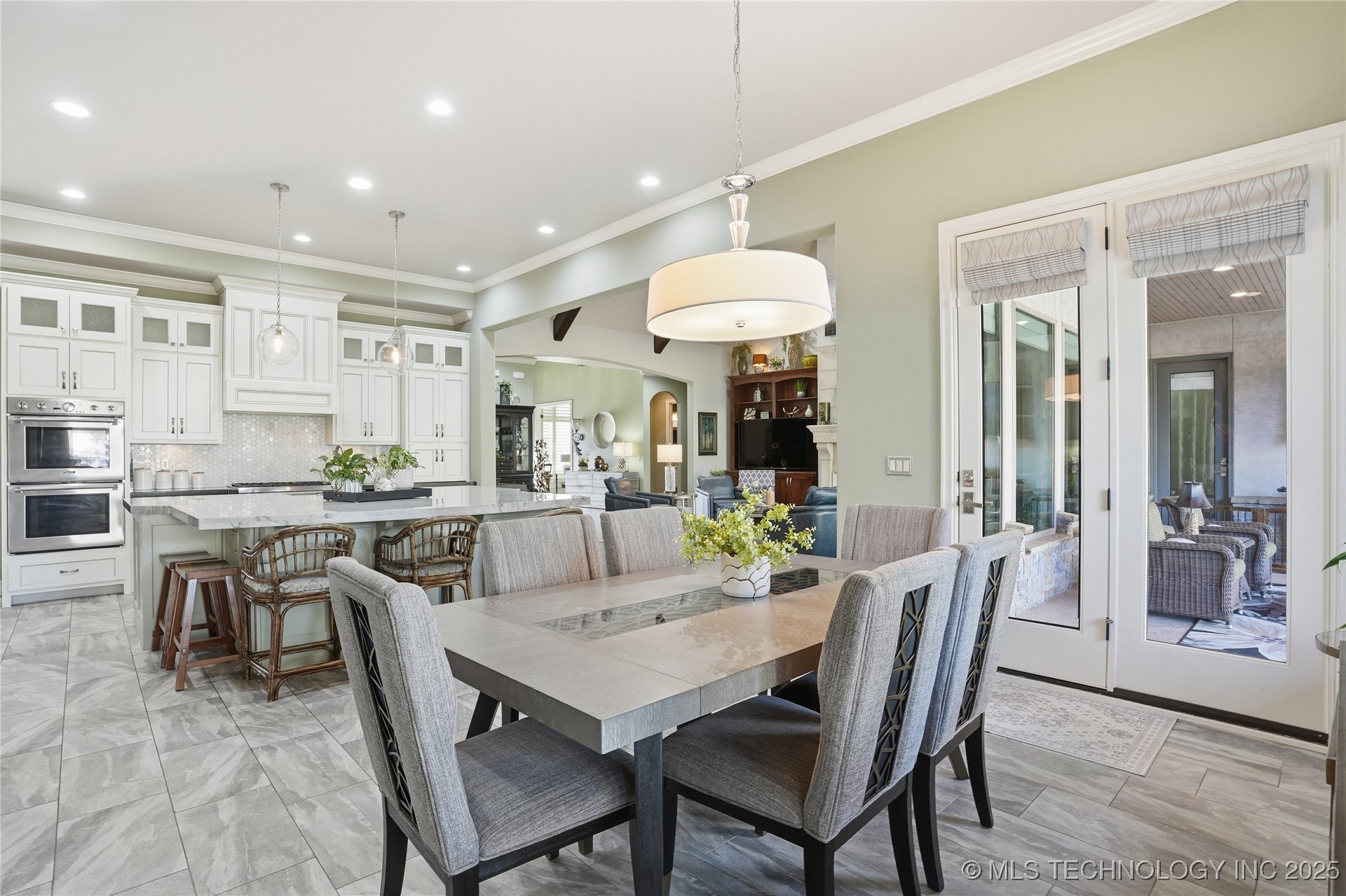 1113 W 108th Place S Property Photo 16