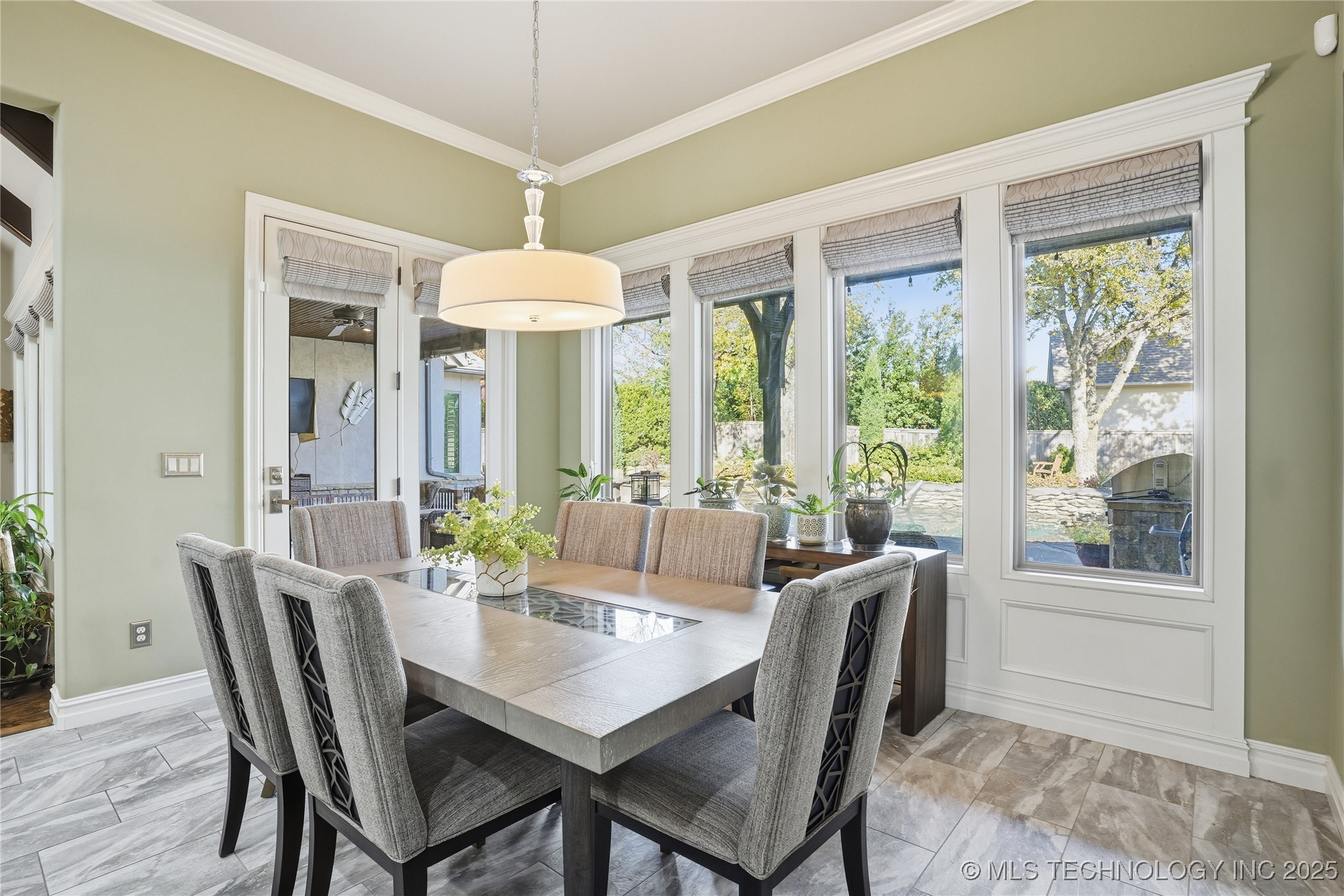 1113 W 108th Place S Property Photo 17