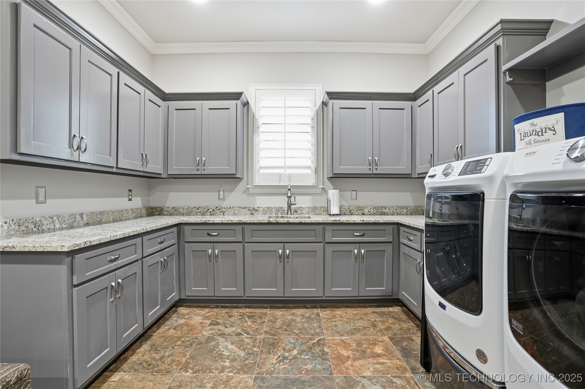 1113 W 108th Place S Property Photo 44