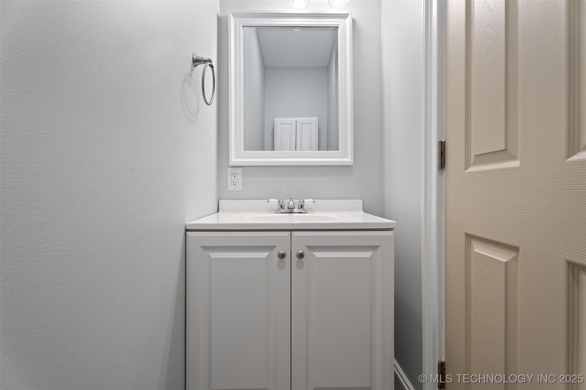 33787 S 650 Road Property Photo 28