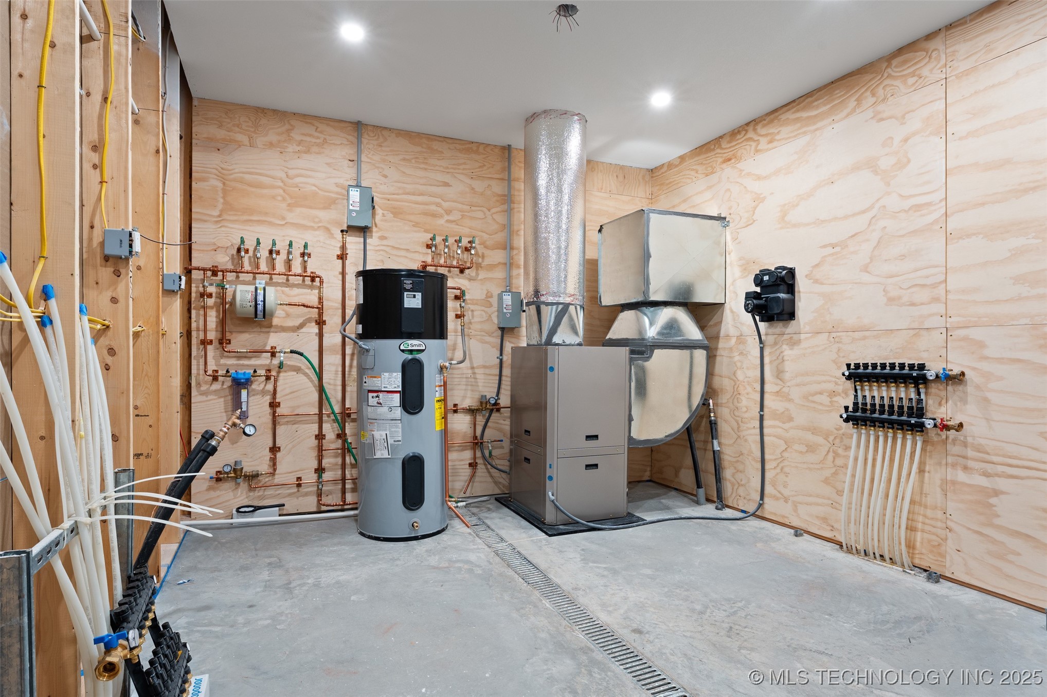 33787 S 650 Road Property Photo 37