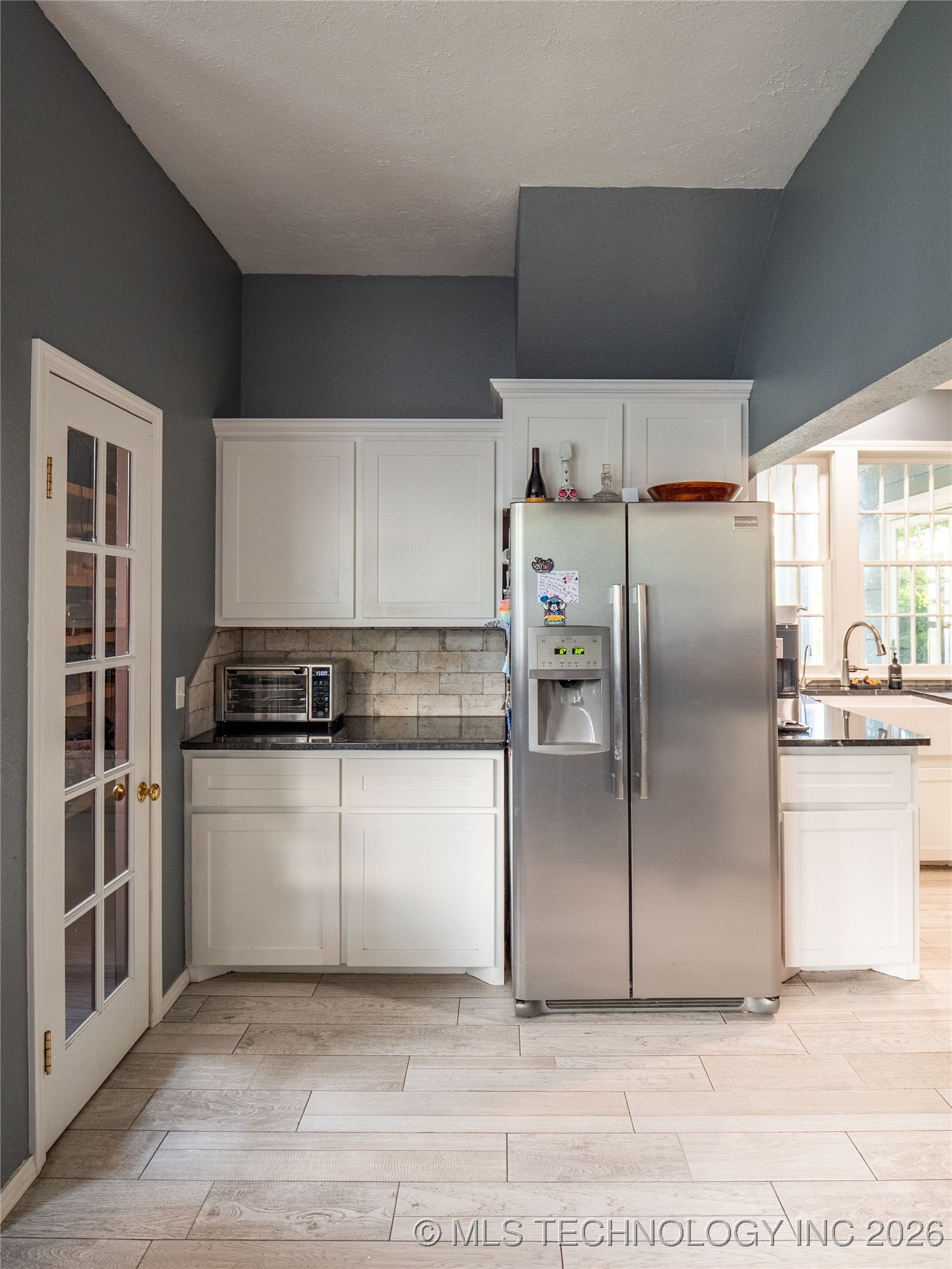 531 E Washington Avenue Property Photo 20