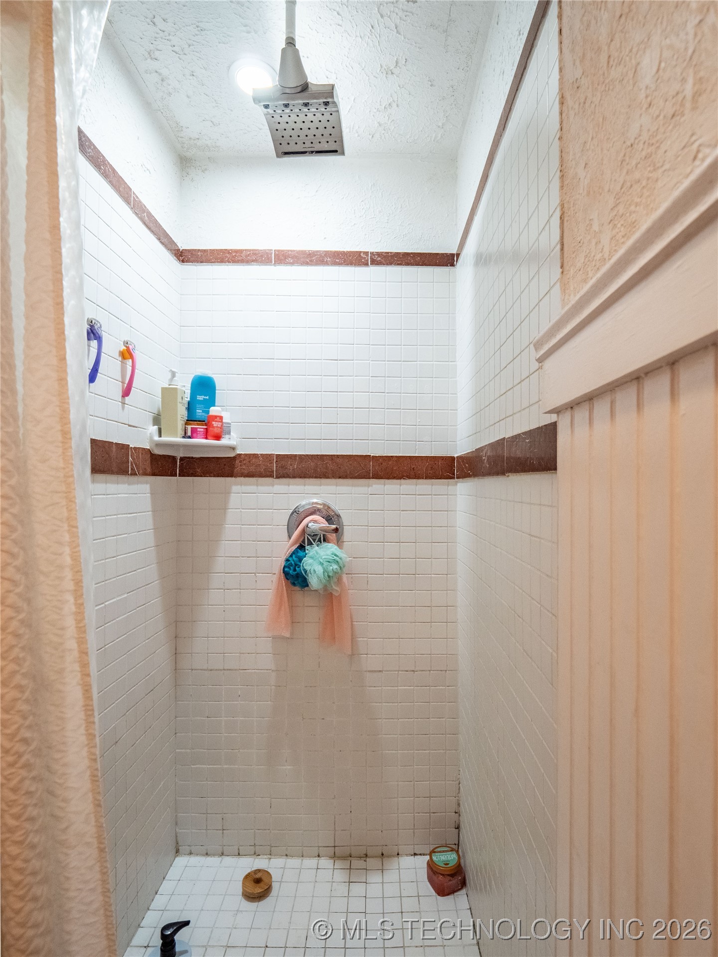 531 E Washington Avenue Property Photo 36