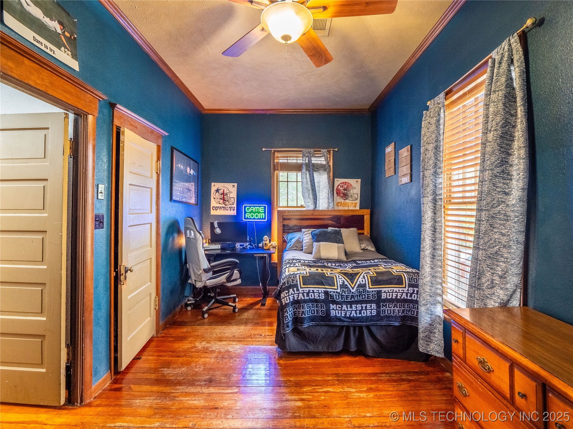 531 E Washington Avenue Property Photo 38