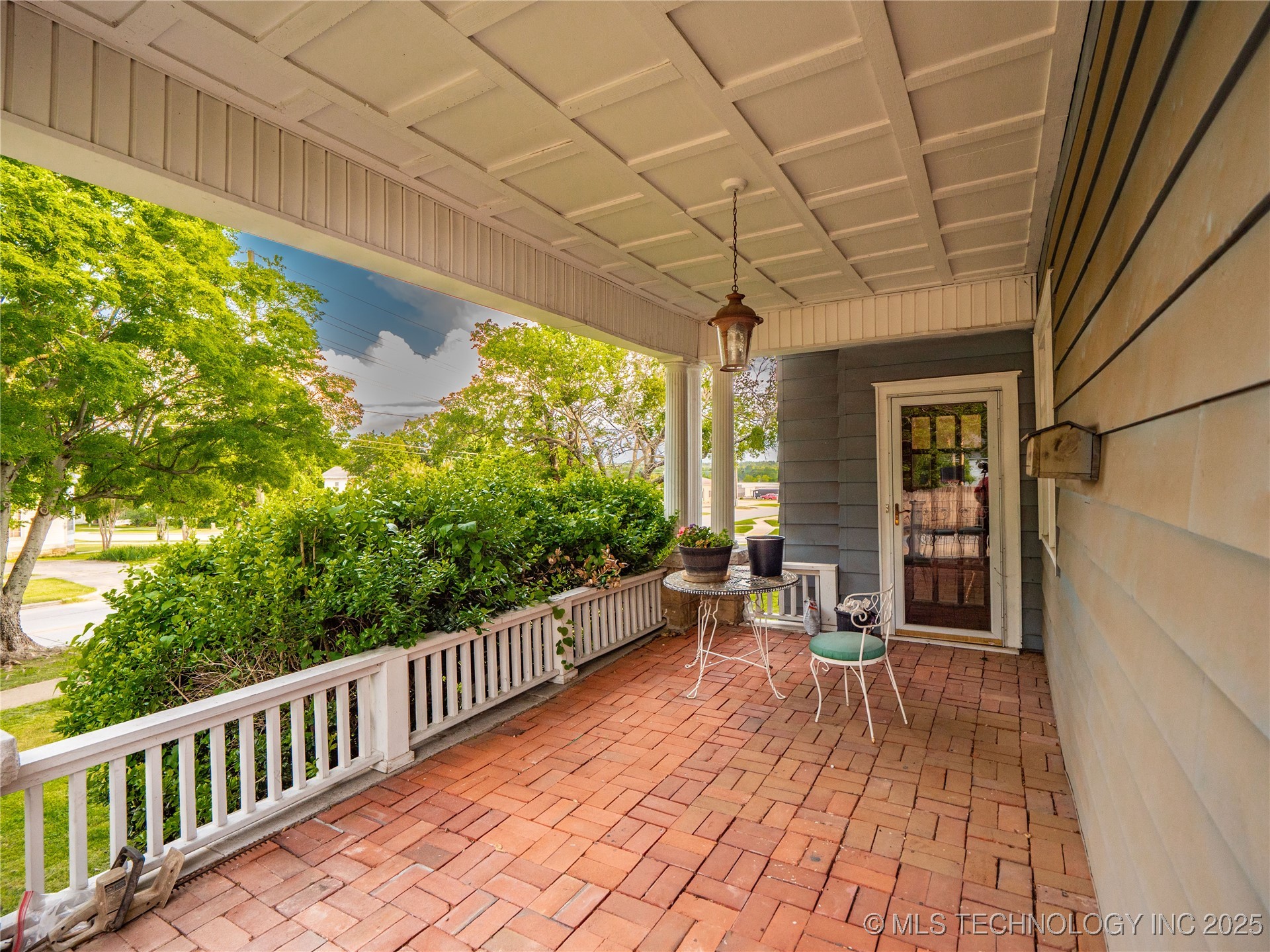 531 E Washington Avenue Property Photo 51