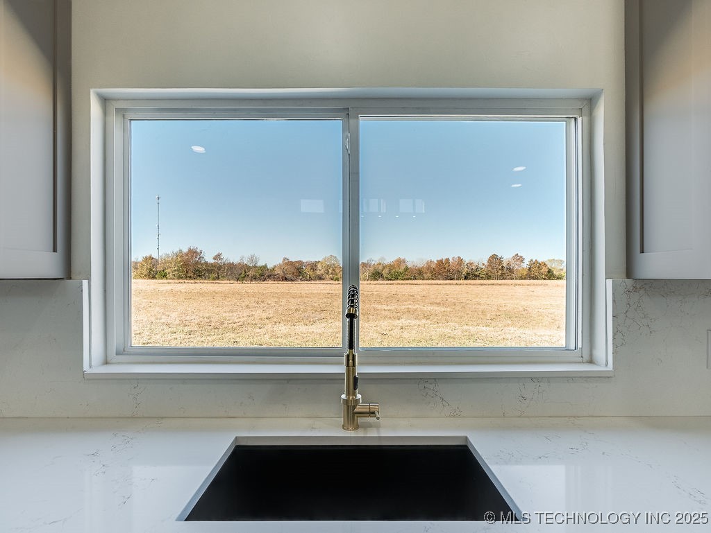 17461 County Road 3539 Property Photo 13