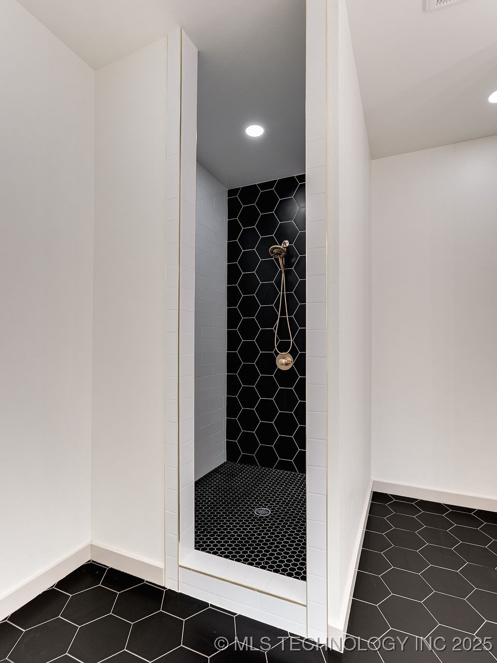 17461 County Road 3539 Property Photo 21