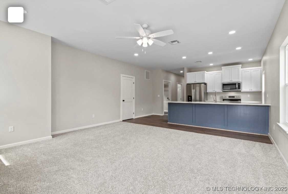 423 S Wyandotte Avenue Property Photo 5