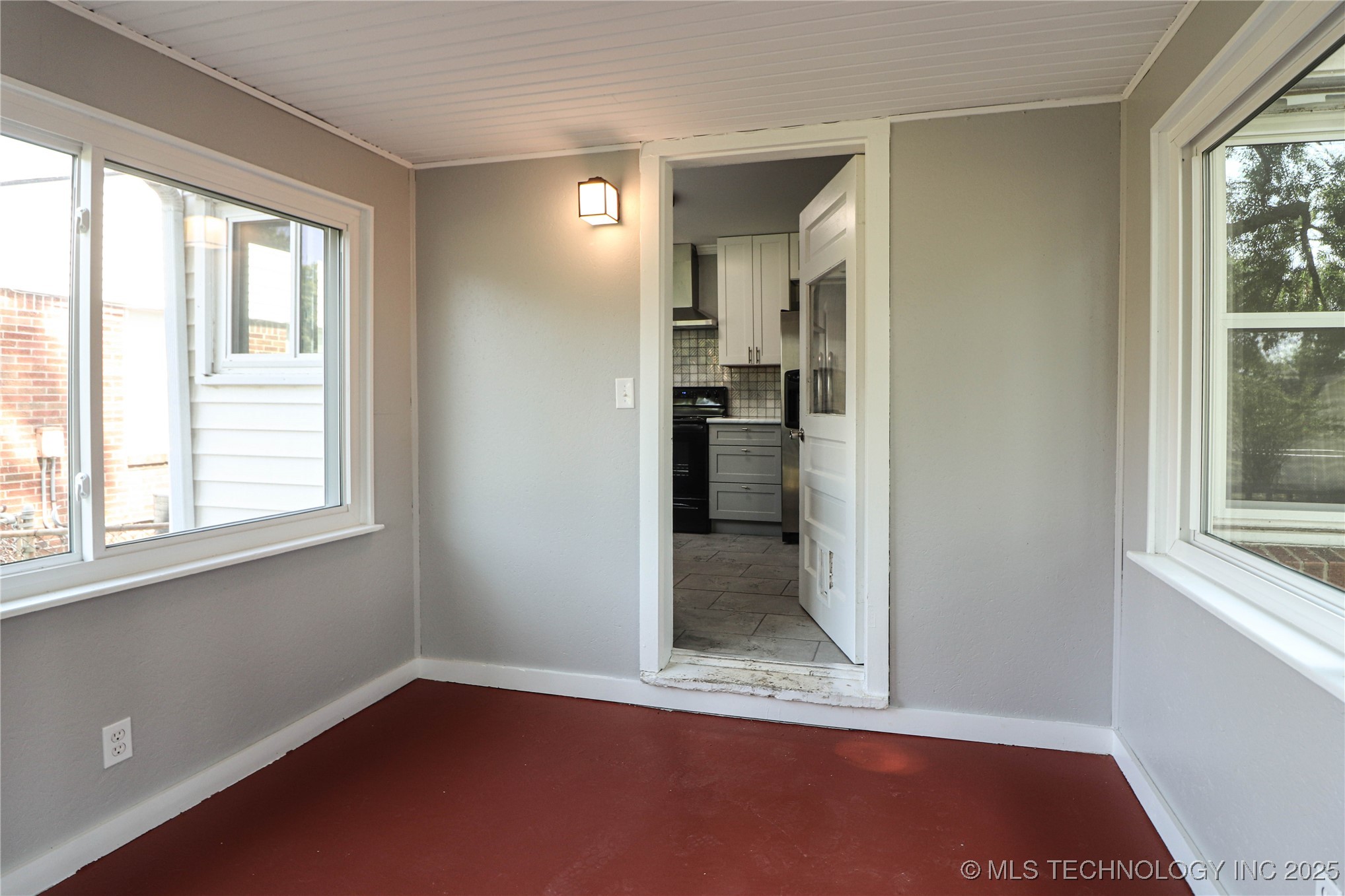 2642 S Oswego Place Property Photo 30