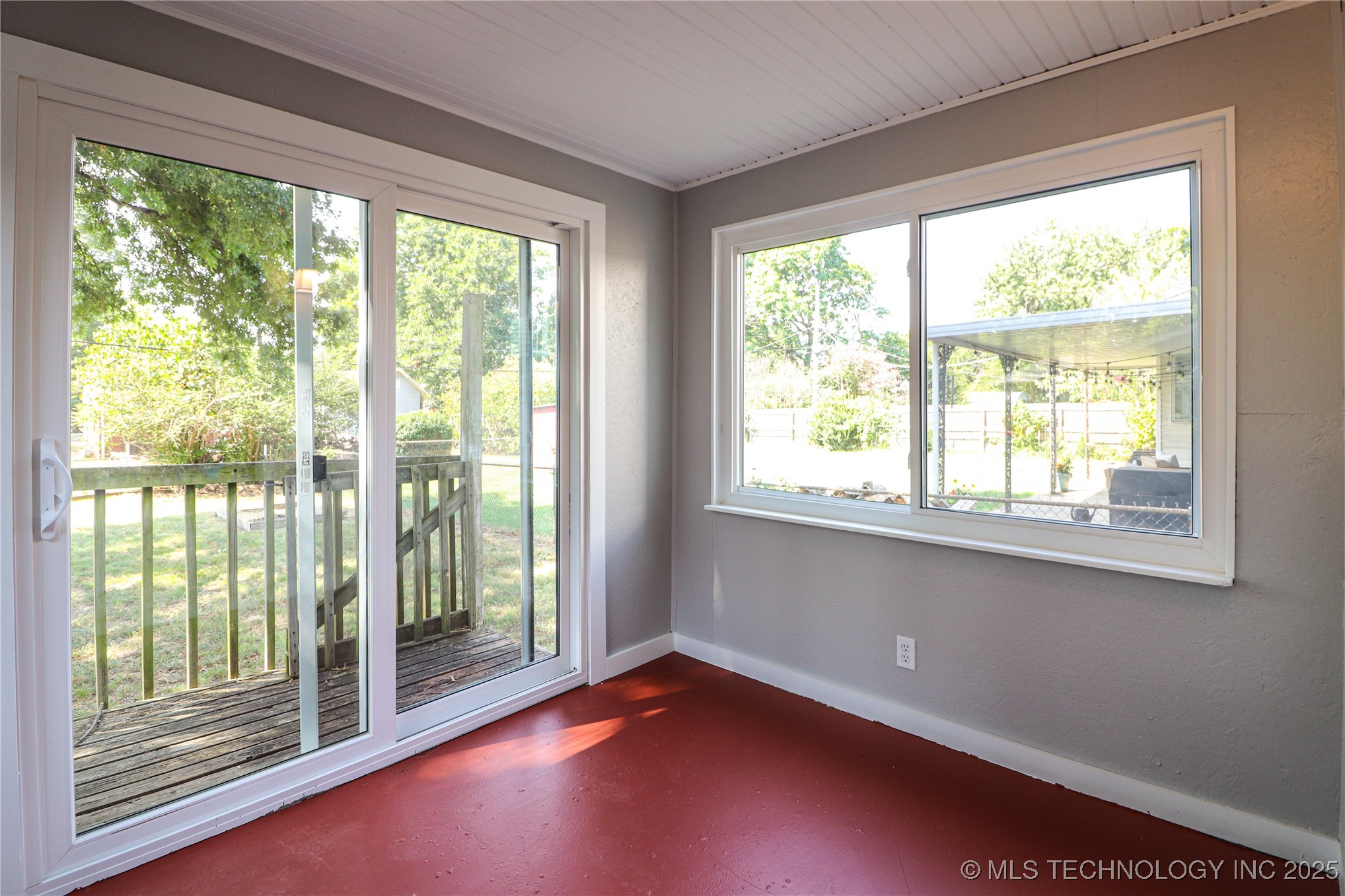 2642 S Oswego Place Property Photo 35