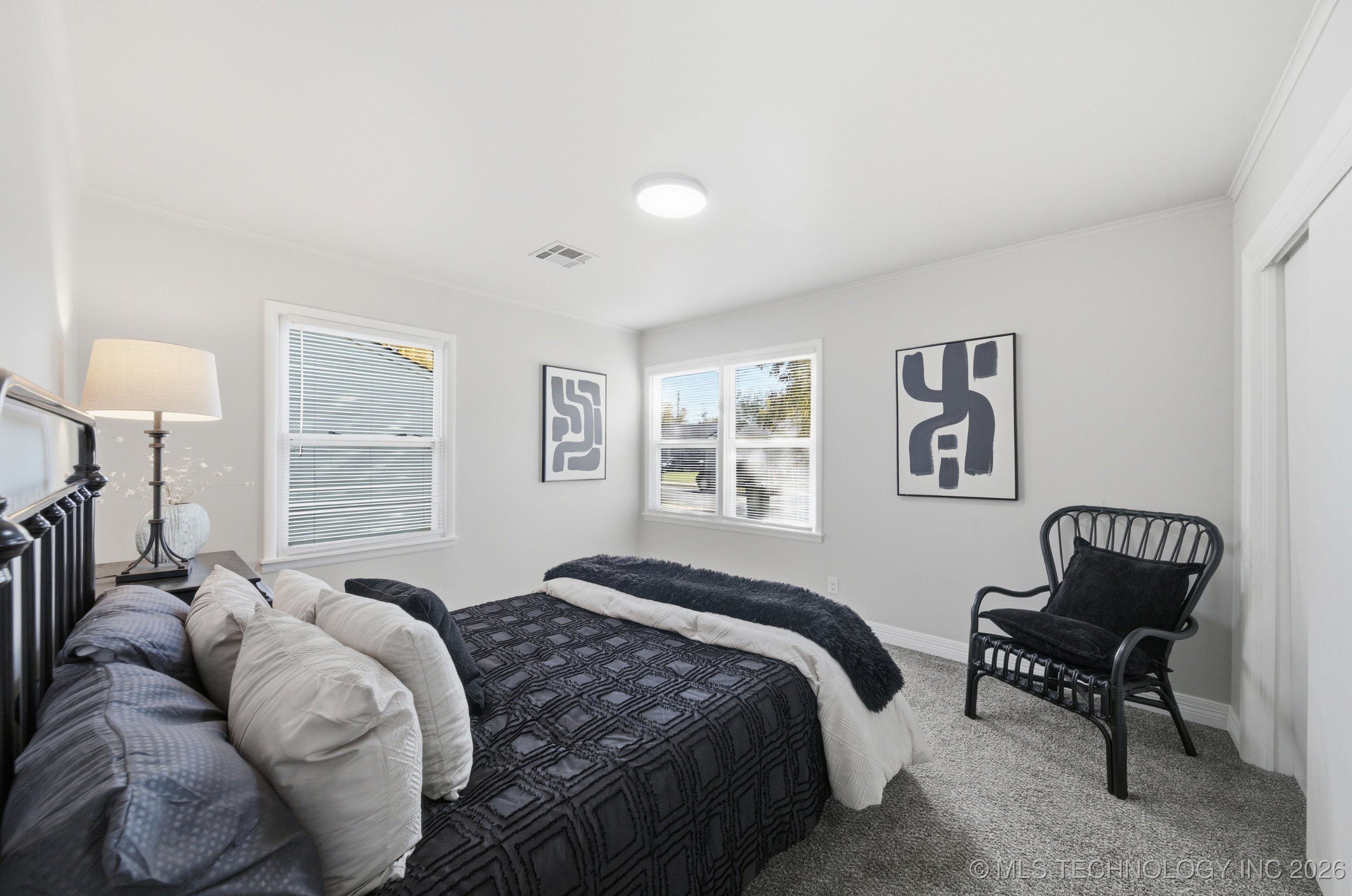 105 W 5th Street Property Photo 13