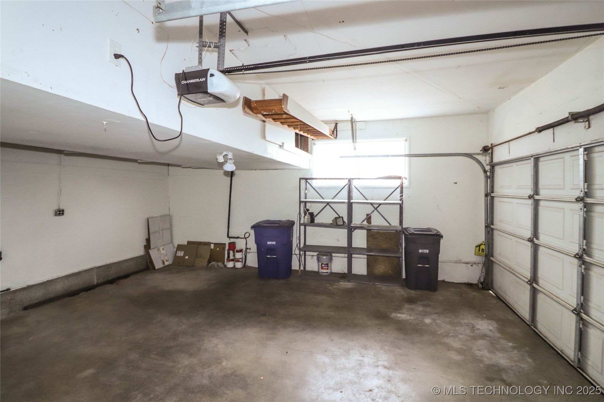 5920 E 25th Street Property Photo 25