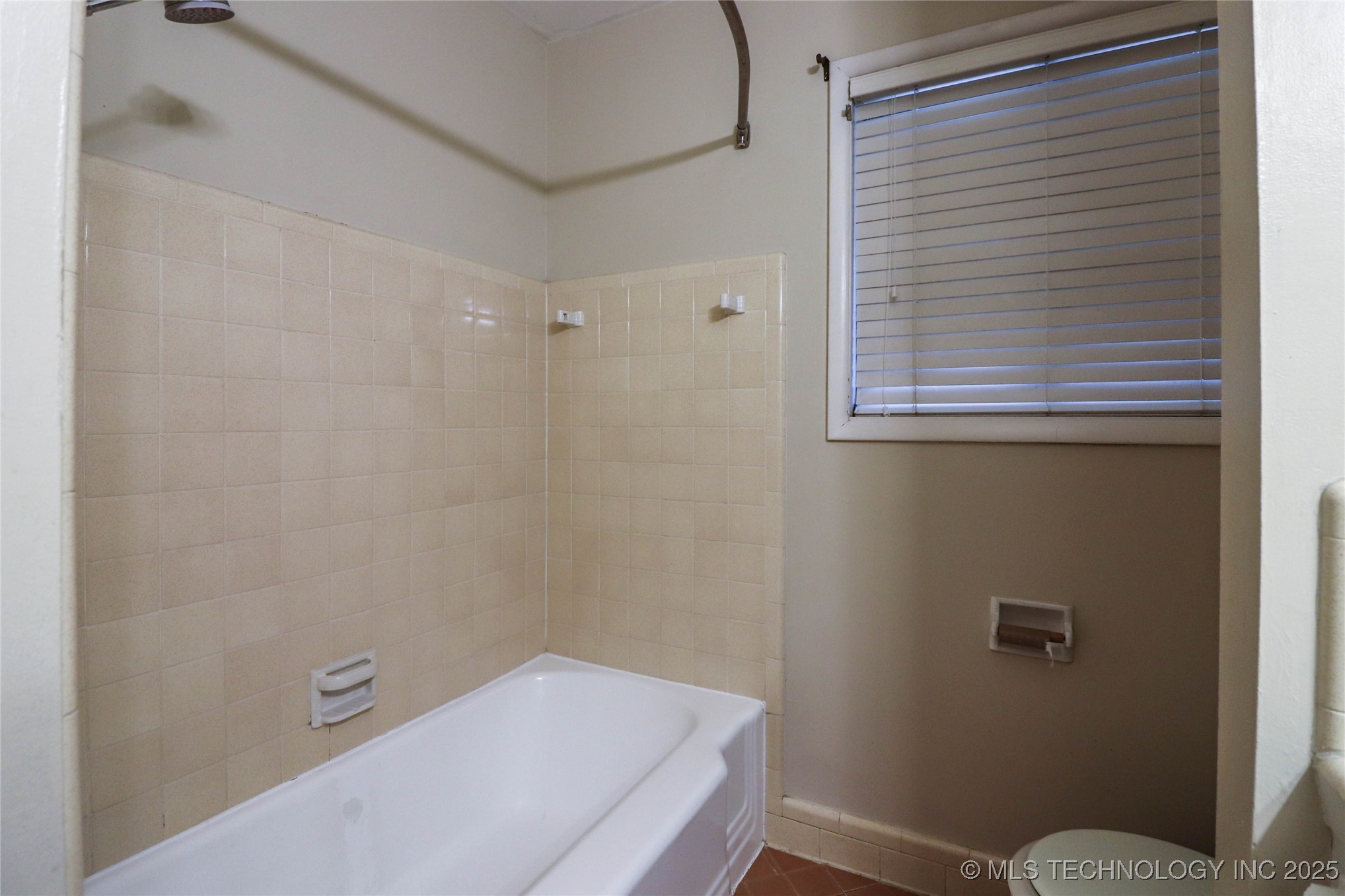 5920 E 25th Street Property Photo 30