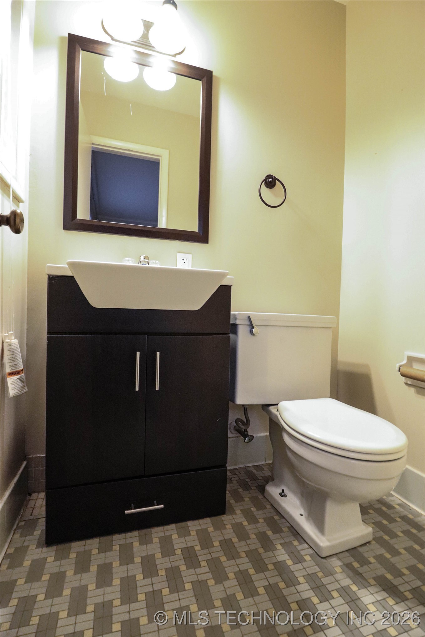 5920 E 25th Street Property Photo 42