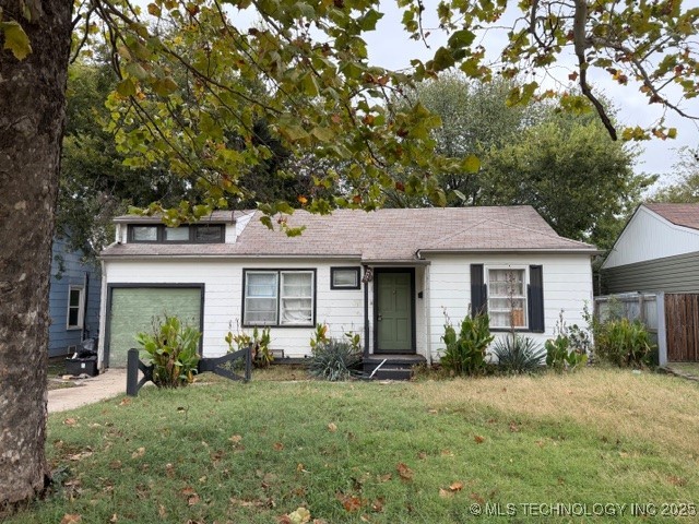 1055 N New Haven Avenue Property Photo 1