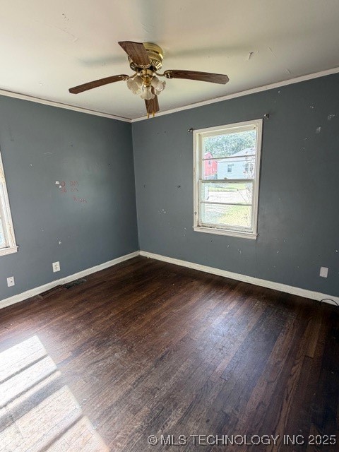 1055 N New Haven Avenue Property Photo 5