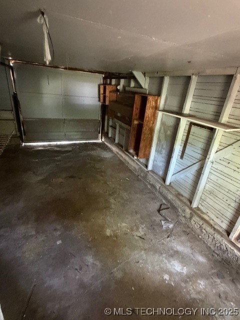 1055 N New Haven Avenue Property Photo 13